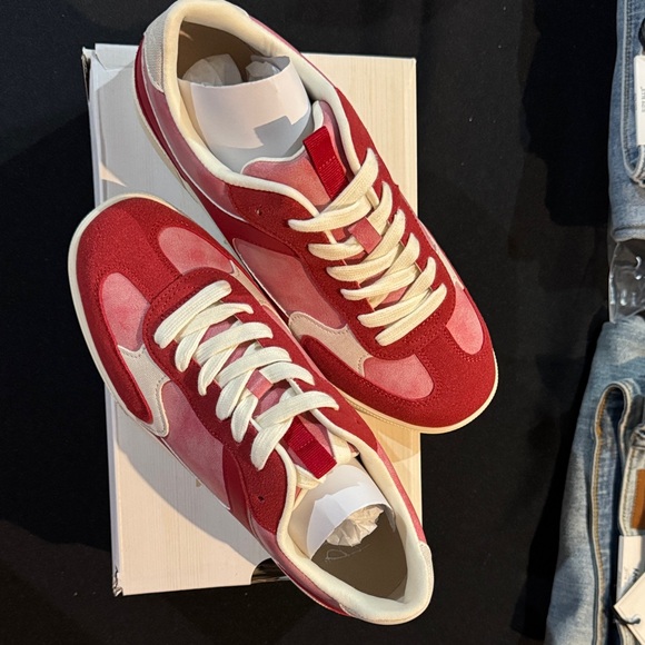 Blowfish Malibu Red and Cream Sneakers Brand New in the box Size 8.5 Comfy! - Picture 5 of 7